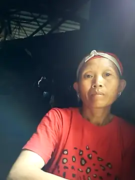 Chat ao vivo de Nguyen_Emaa