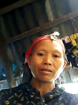 Phòng Chat Trực Tiếp Nguyen_Emaa