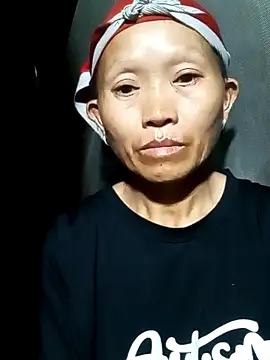 Sala de chat ao vivo de Nguyen_Emaa