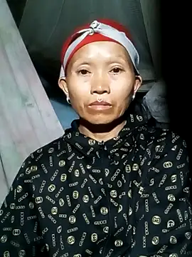 Chatroom en direct de Nguyen_Emaa