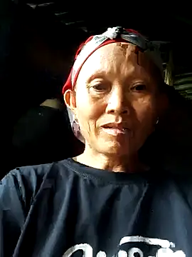 Nguyen_Emaa Ruang Obrolan Langsung