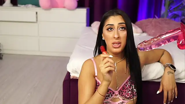 غرفة دردشة Madam_Diamond المباشرة