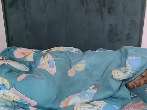 Živá chatovací místnost PrettyCaramelx