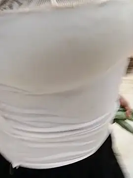 Kylie-rosee Live chatroom