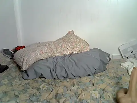 Sparky_y Live Chatraum