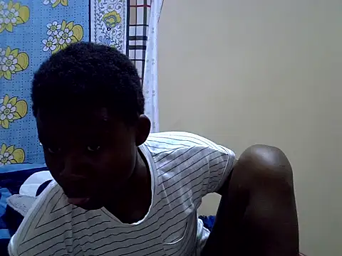 NaughtyNyra – live chatrum