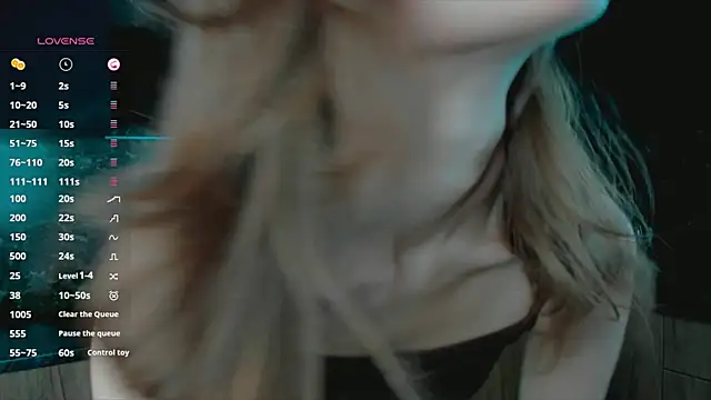 MieliaLi élő chatszobája