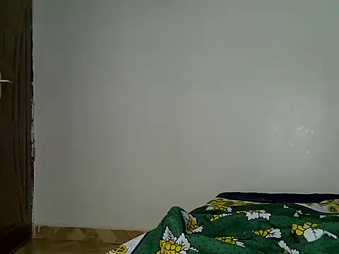 Dejavuh24's Live Chat Room