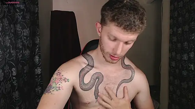andrewxbii's Webcam Show