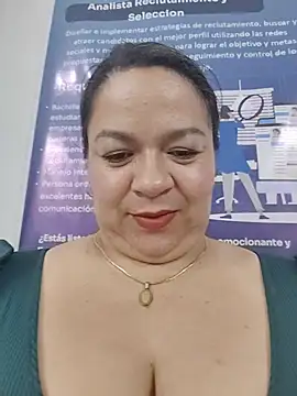 Sala de chat ao vivo de Charlott-1