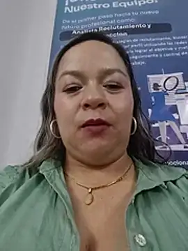 Charlott-1 Live Chatraum
