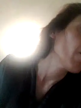 AnnaKissXX লাইভ চ্যাট রুম