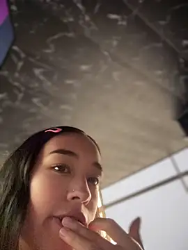 Ashlie_Rodriguez_LS Live Chatraum