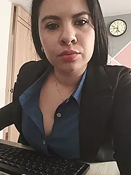 Sala de chat ao vivo de Paolitha25