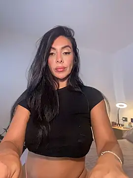 Ali_Foxxy élő chatszobája