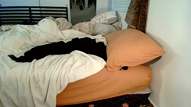 KenzieAspel live-chat rom