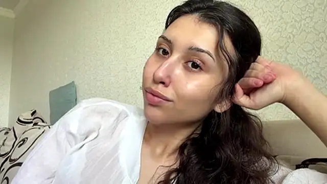 غرفة دردشة NoreneKleinschmidt المباشرة