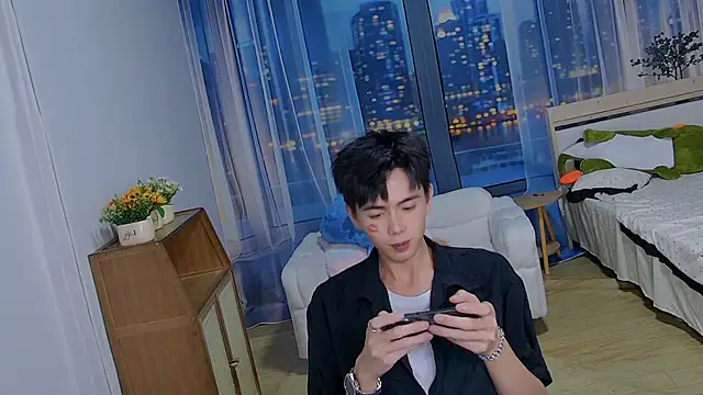 הופעת סקס קאם בשידור חי של xiaoyang-FF