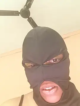 Haney_star69 Adlı Modelin Canlı Sohbet Odası