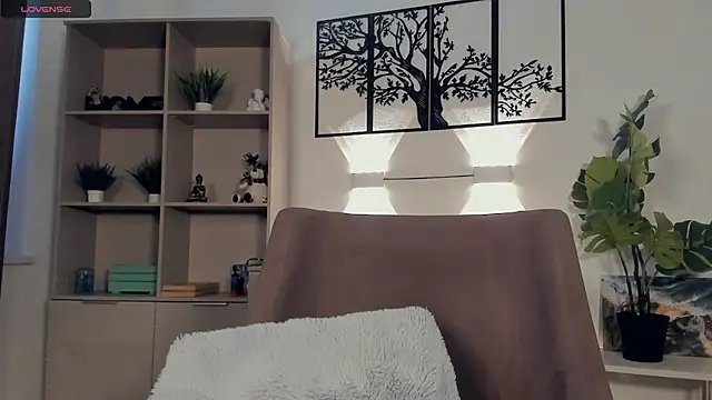 Phòng Chat Trực Tiếp ReynaCarco
