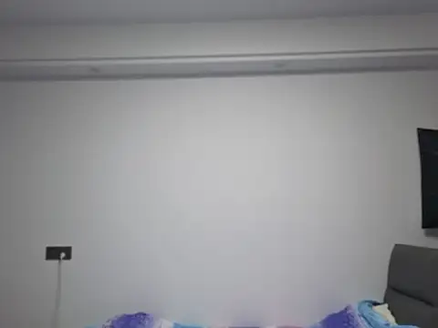 Chat soba uživo modela yesorno0