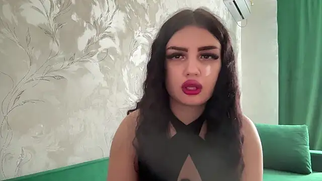 غرفة دردشة YungBeitz المباشرة