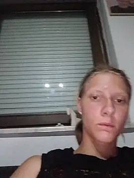 Živá chatovací místnost LenaGoldi