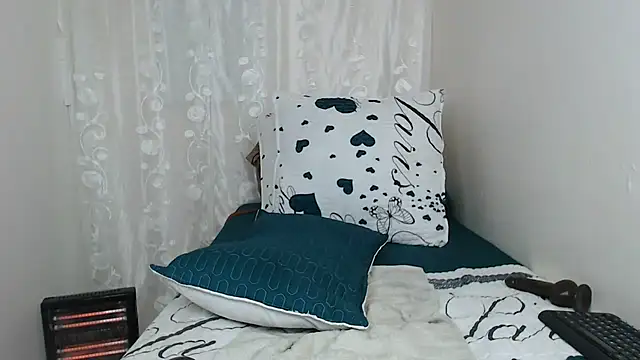 غرفة دردشة Katty_XLady المباشرة