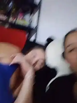 חדר צ'אט בשידור חי של cachonda69-