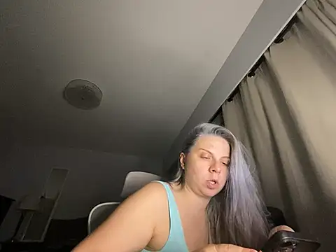 Онлайн чат I_LOVE_YOUUU
