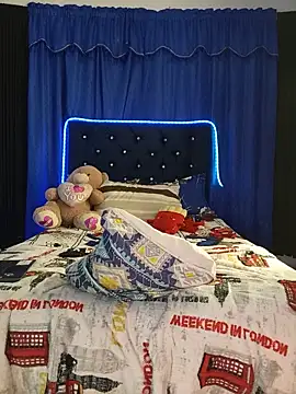 bittersuite_hot – live chatrum