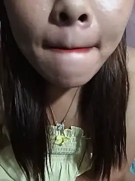 Nora_fuck Adlı Modelin Canlı Sohbet Odası