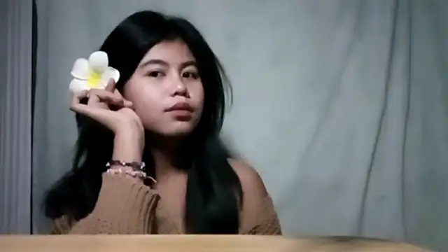 JinaRyun Adlı Modelin Canlı Sohbet Odası