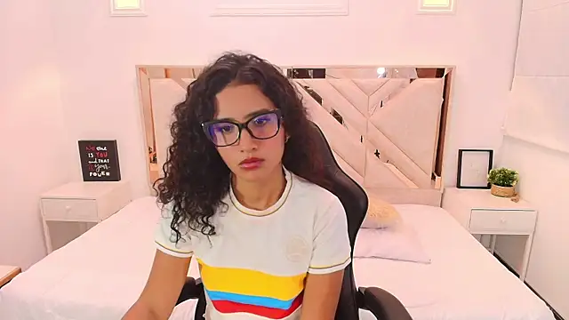 daianaa_ Live Chatraum