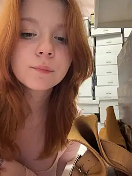Freaky__Nikki – live chatrum