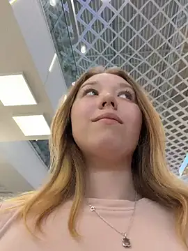 Chat soba uživo modela -NaughtyAngel-