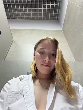 -NaughtyAngel- Live Chatrum