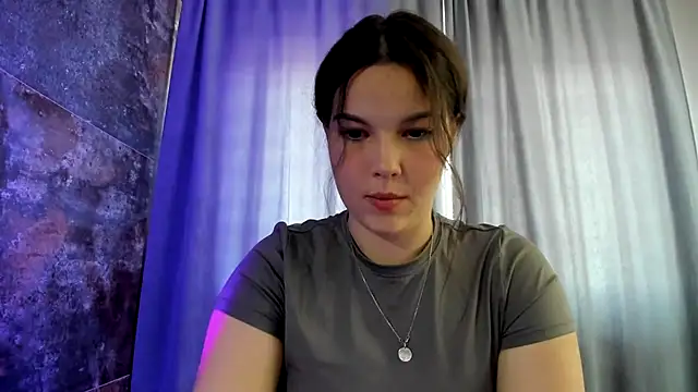 Veronika5404 现场聊天室