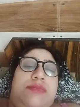 Wildsimmi27 élő chatszobája