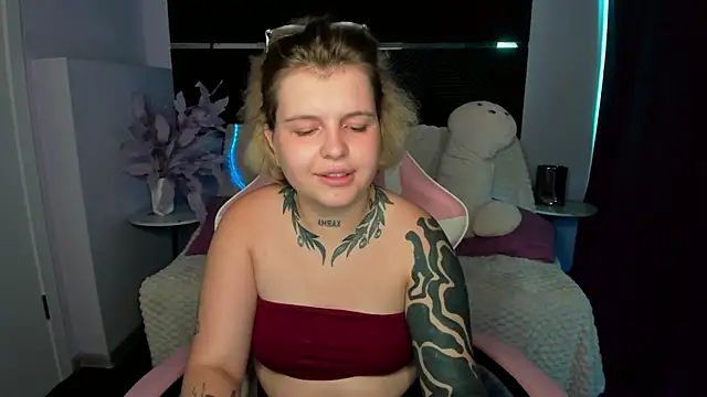 Pokój czatu na żywo – Eva_Starfire_