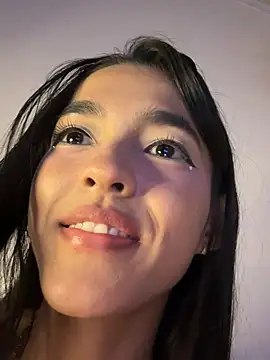 Chat soba uživo modela ary_doll
