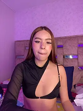 Živá chatovací místnost Zaraa_Rougue