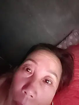 חדר צ'אט בשידור חי של Zay_romi