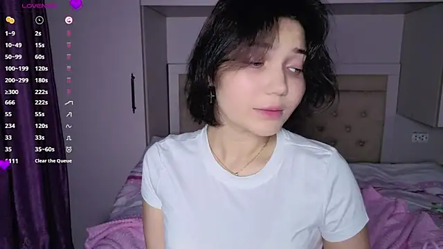 cute__caprice Adlı Modelin Canlı Sohbet Odası