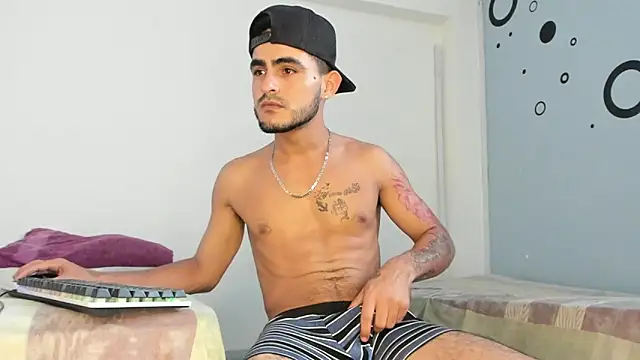 Dirty_Boy_Extreme777 live sex-cam show