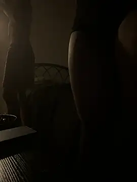 HouseOfDesiree লাইভ চ্যাট রুম