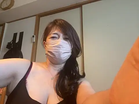 nure_mitsuka লাইভ চ্যাট রুম