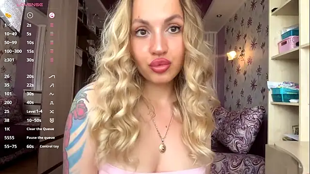 CelineBetzel – live chatrum