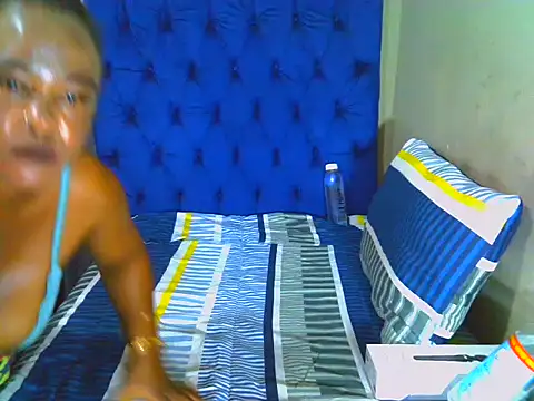 Thandekaaaaa – live chatrum
