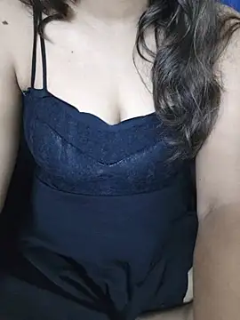 Sala de chat en directo de HoT__simran